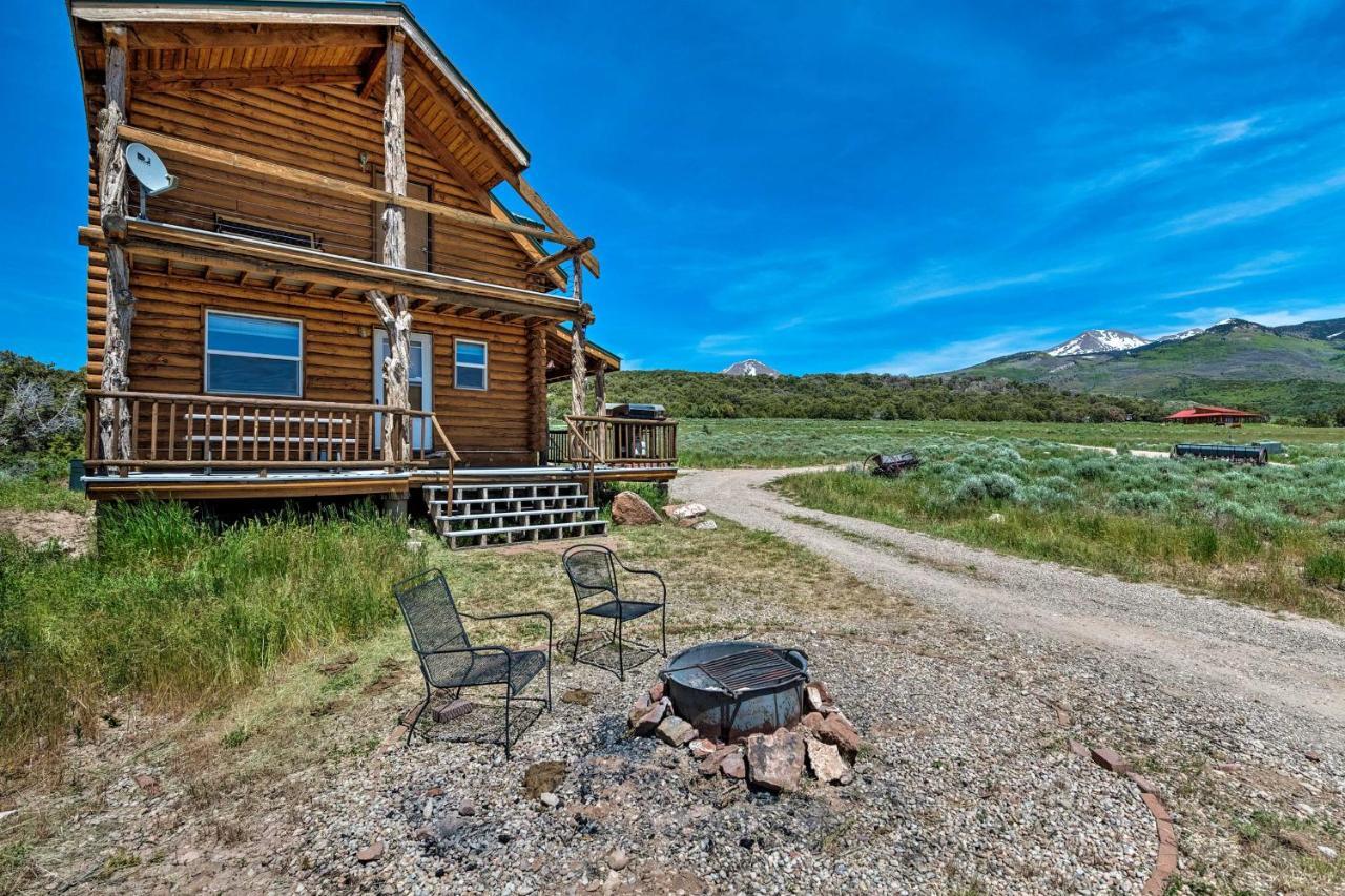 Cabin With Fire Pit, Views And Bbq 18 Mi To Moab! Екстериор снимка